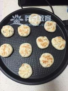 營(yíng)養(yǎng)主食 香蔥豬肉餡餅