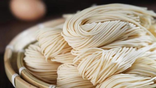 投入1000多萬元!金山這家企業實現“鮮食手搟面”技術革新→